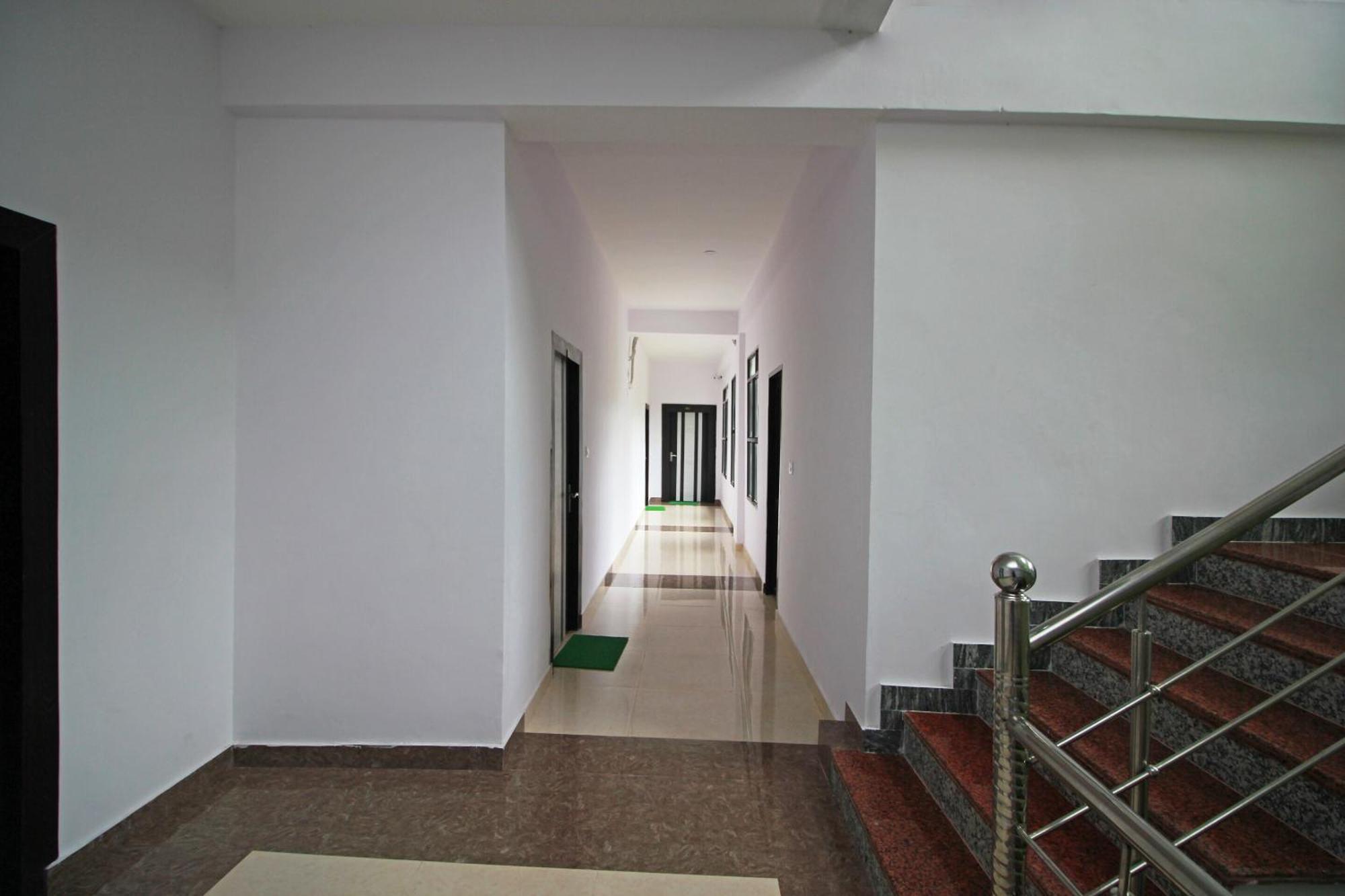 Oyo Hotel Chandni Dharamshala Exterior photo